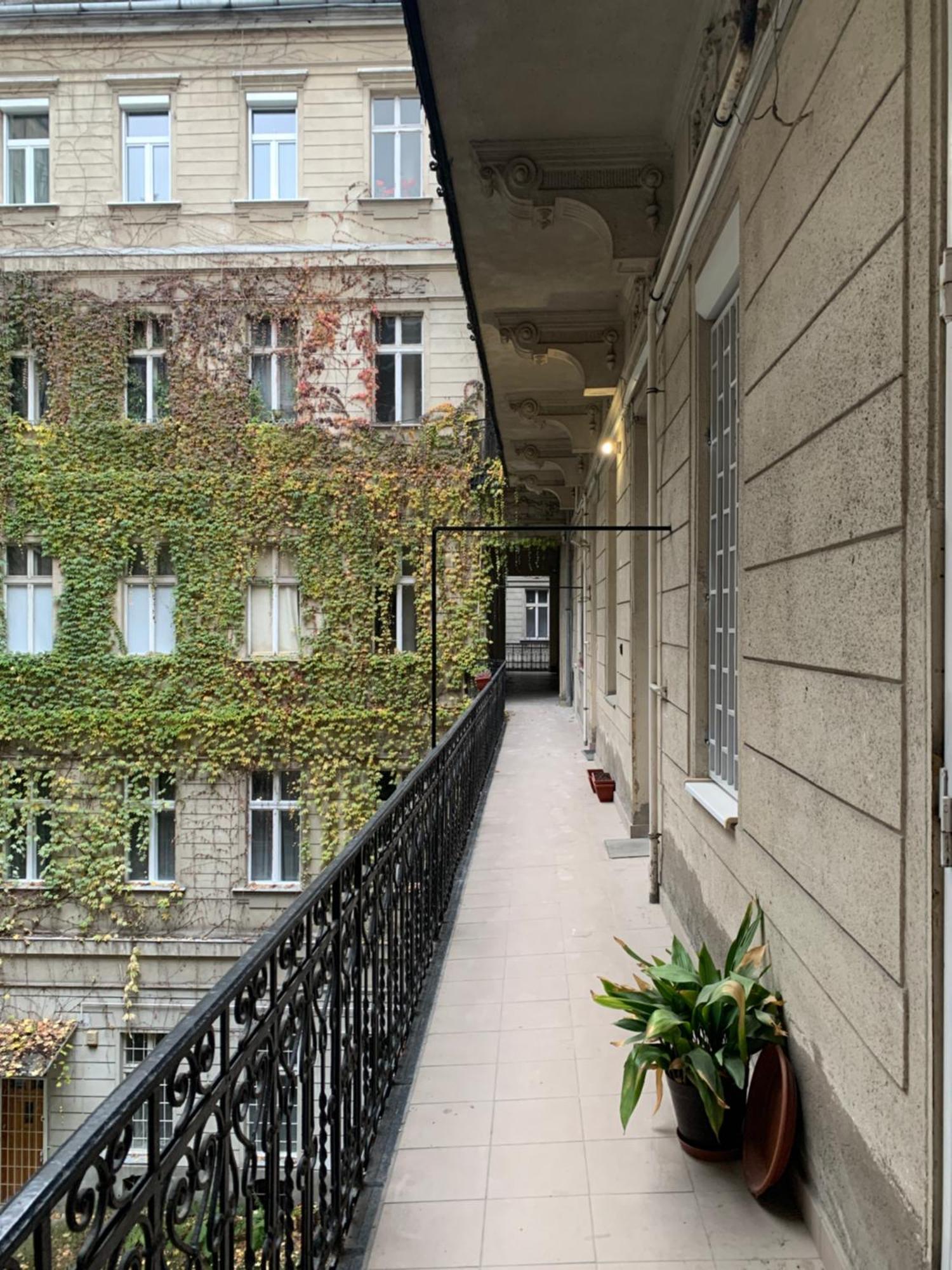 Apartament Ambassador *