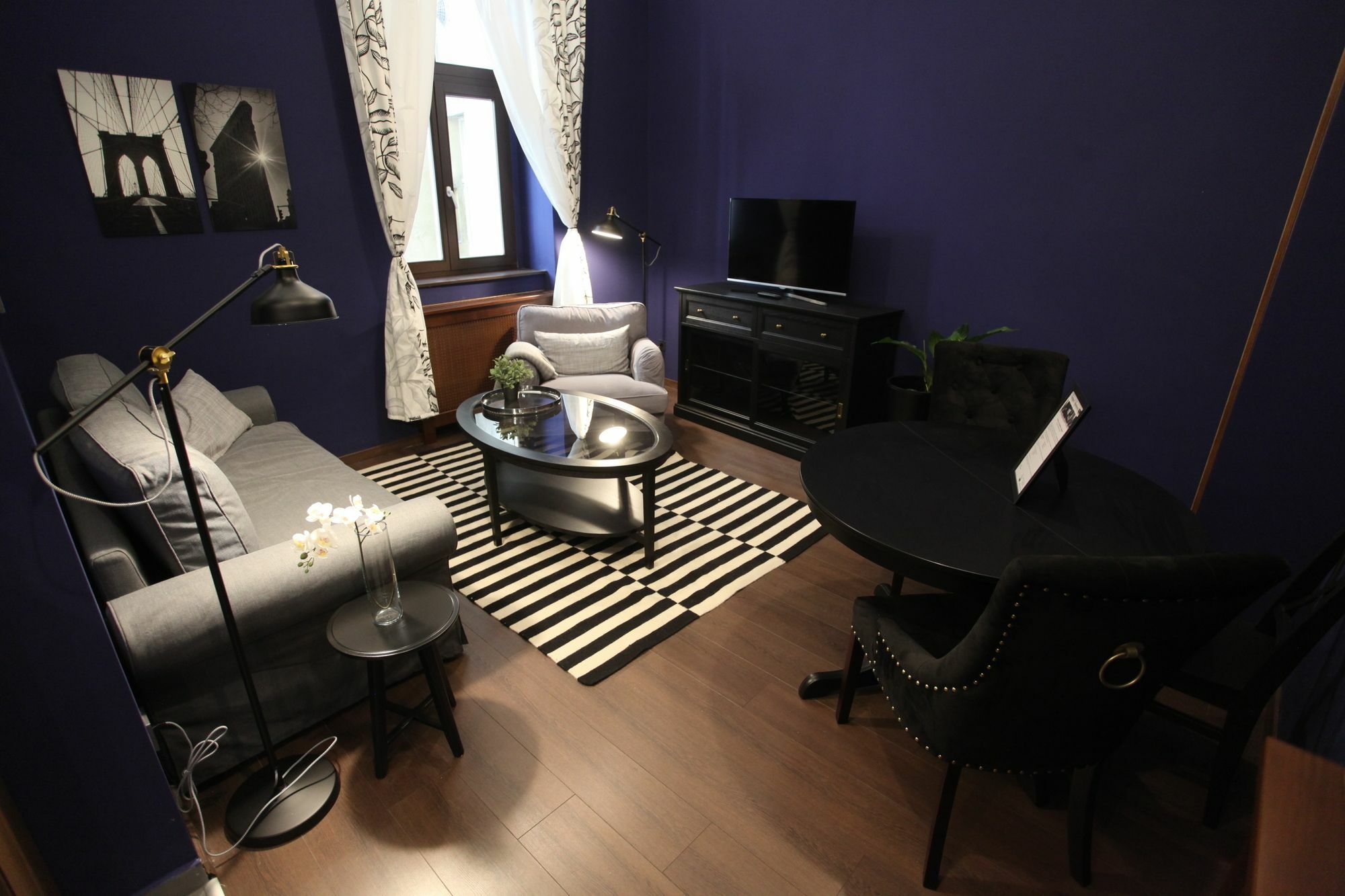 Ambassador Apartament *